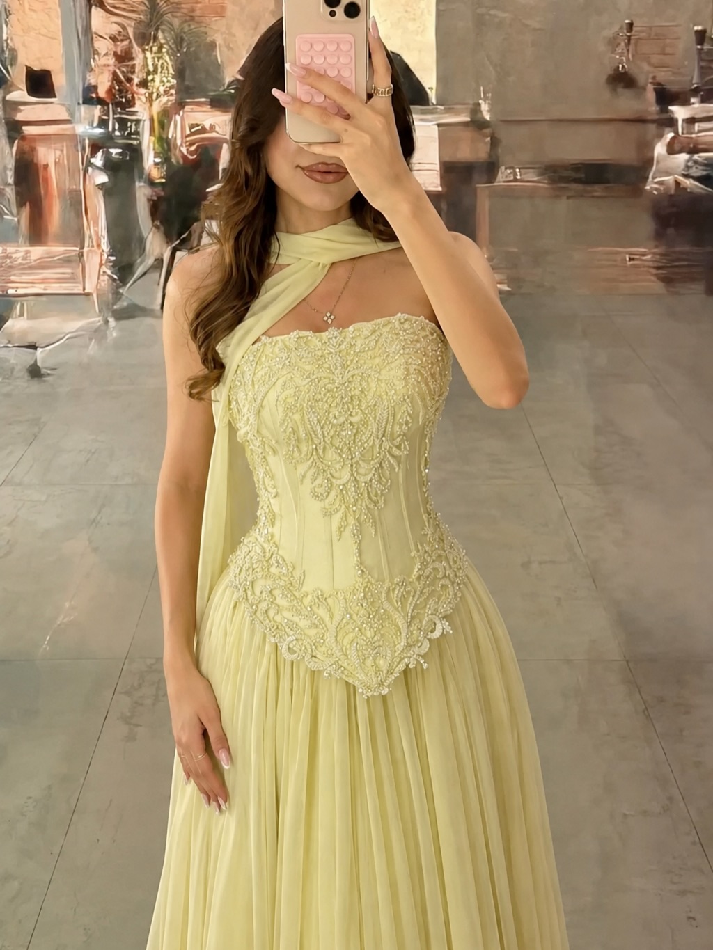 فستان سهرة نسائي مخصص مثير من  - مراجعة Embroidery Yellow Flower وسعره