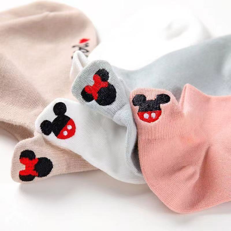 5 أزواج من الجوارب العصرية للر - مراجعة Embroidery On Socks وسعره