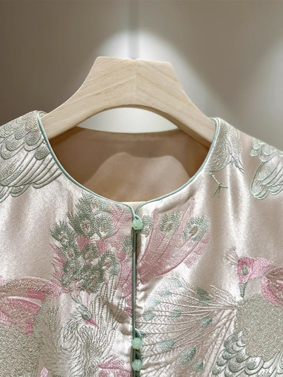 سترة نسائية جديدة بالطراز الصي - مراجعة Embroidery Vest وسعره
