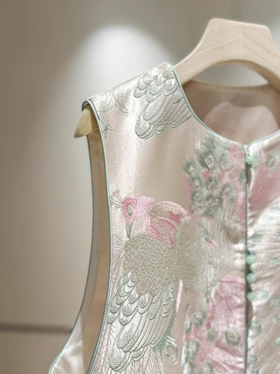 سترة نسائية جديدة بالطراز الصي - مراجعة Embroidery Vest وسعره